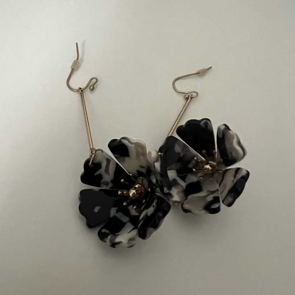 Flower earrings
